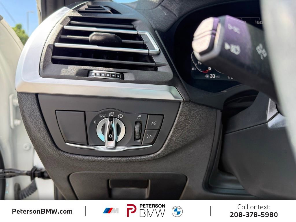 Used 2023 BMW X4 M40i AWD/4WD image 31
