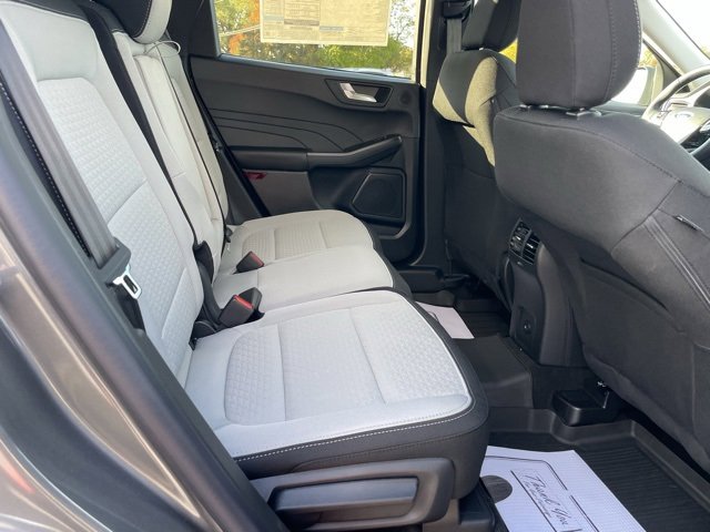 New 2025 Ford Escape Active w/ Active Premium Tech Pack image 17