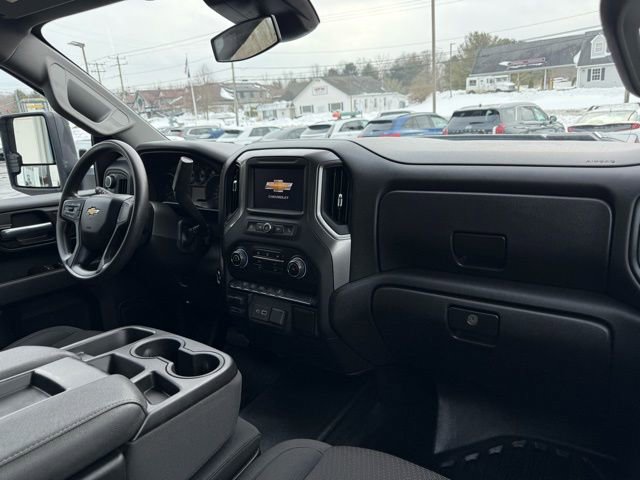 Used 2025 Chevrolet Silverado 2500 W/T image 18