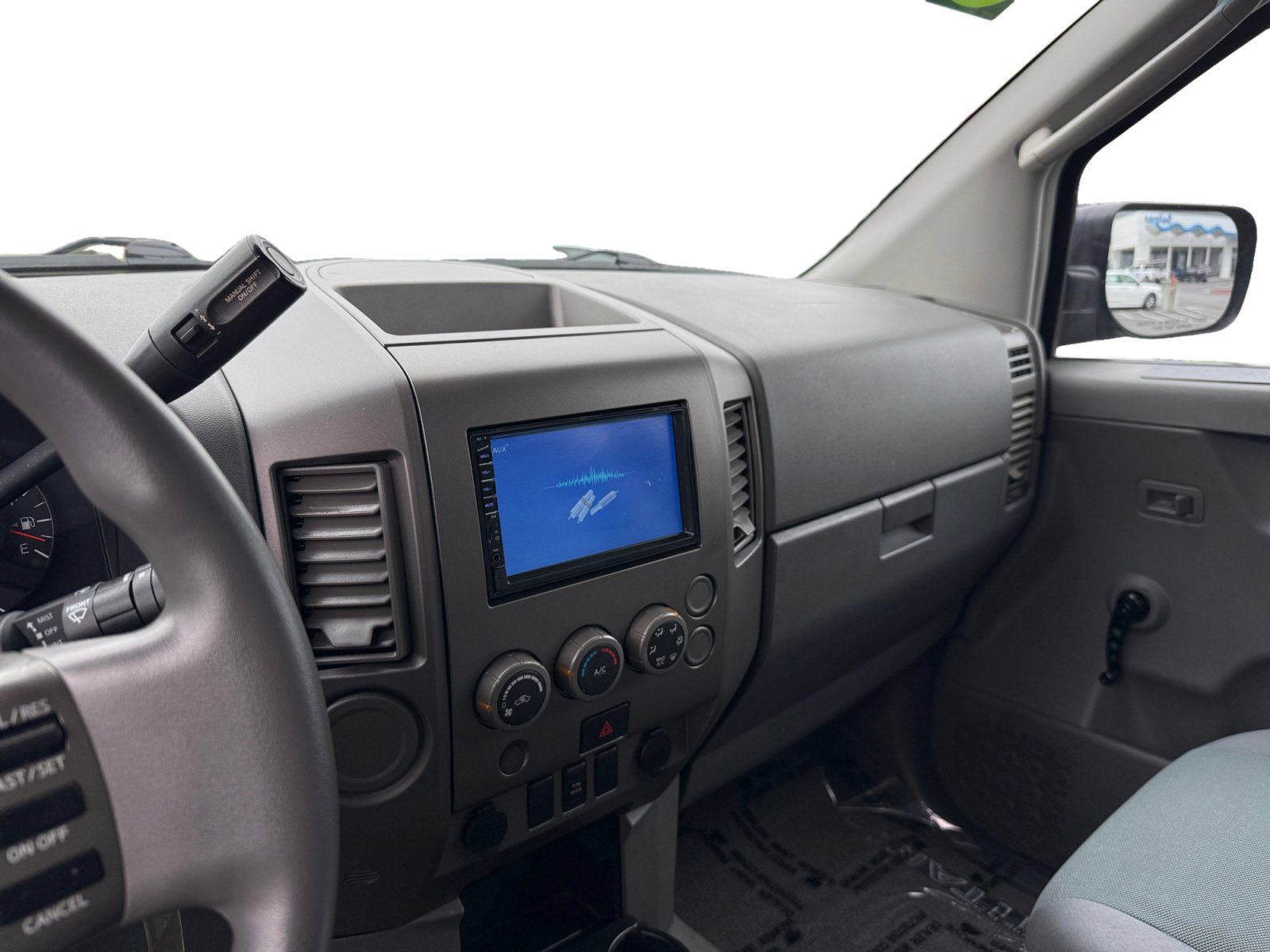 Used 2006 Nissan Titan XE w/ (W02) Preferred Pkg image 12