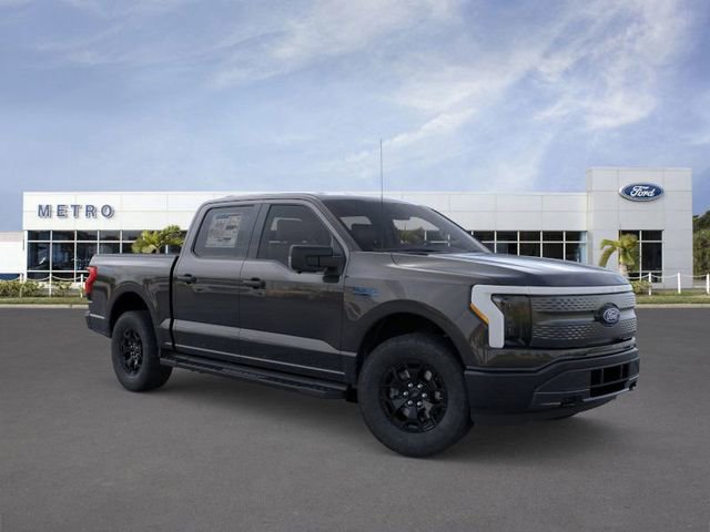 New 2025 Ford F150 Lightning XLT w/ Max Trailer Tow Package image 7