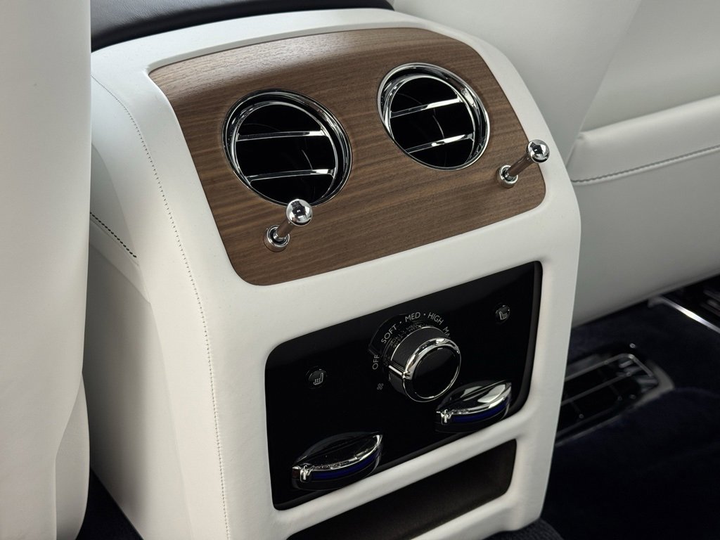 New 2025 Rolls-Royce Ghost image 34