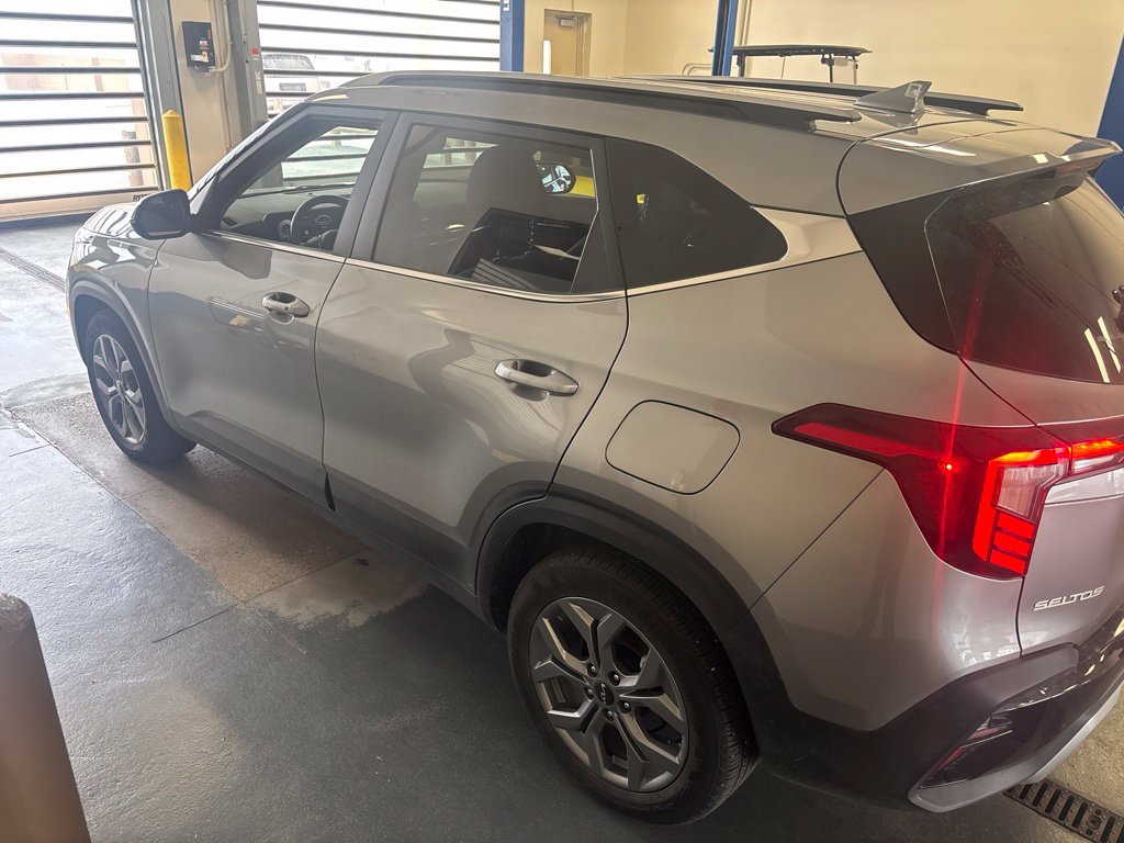 Used 2024 Kia Seltos S FWD image 6