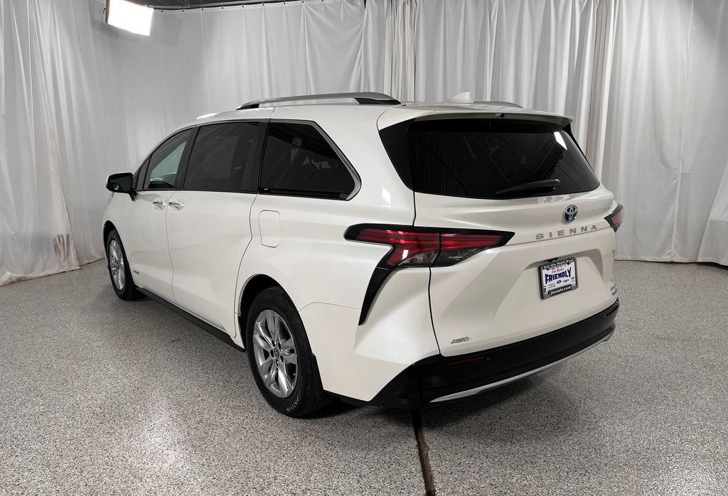 Used 2021 Toyota Sienna Limited AWD/4WD image 12