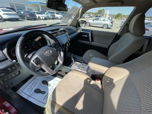 Used 2020 Toyota 4Runner SR5 image 15