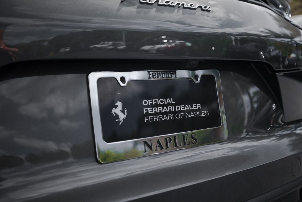 Used 2023 Porsche Panamera Platinum Edition image 16