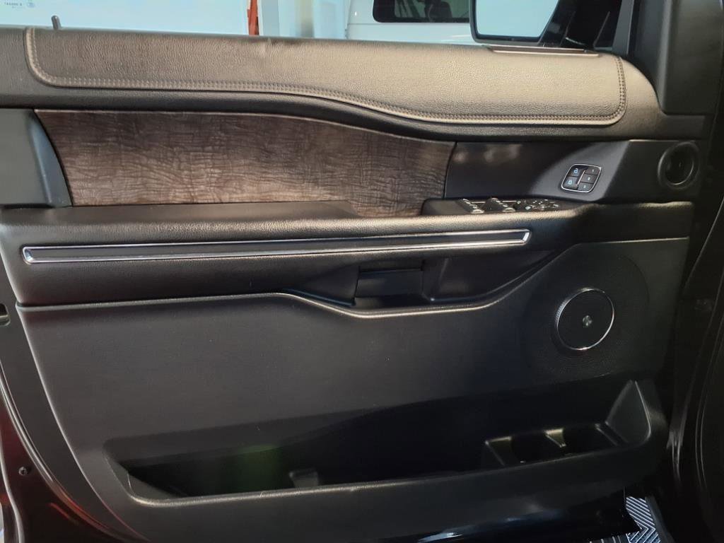 Used 2019 Ford Expedition Limited w/ Equipment Group 302A image 20