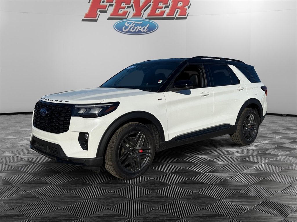 New 2025 Ford Explorer ST-Line w/ Premium Package