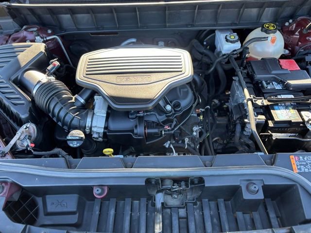 Used 2019 GMC Acadia SLT image 28