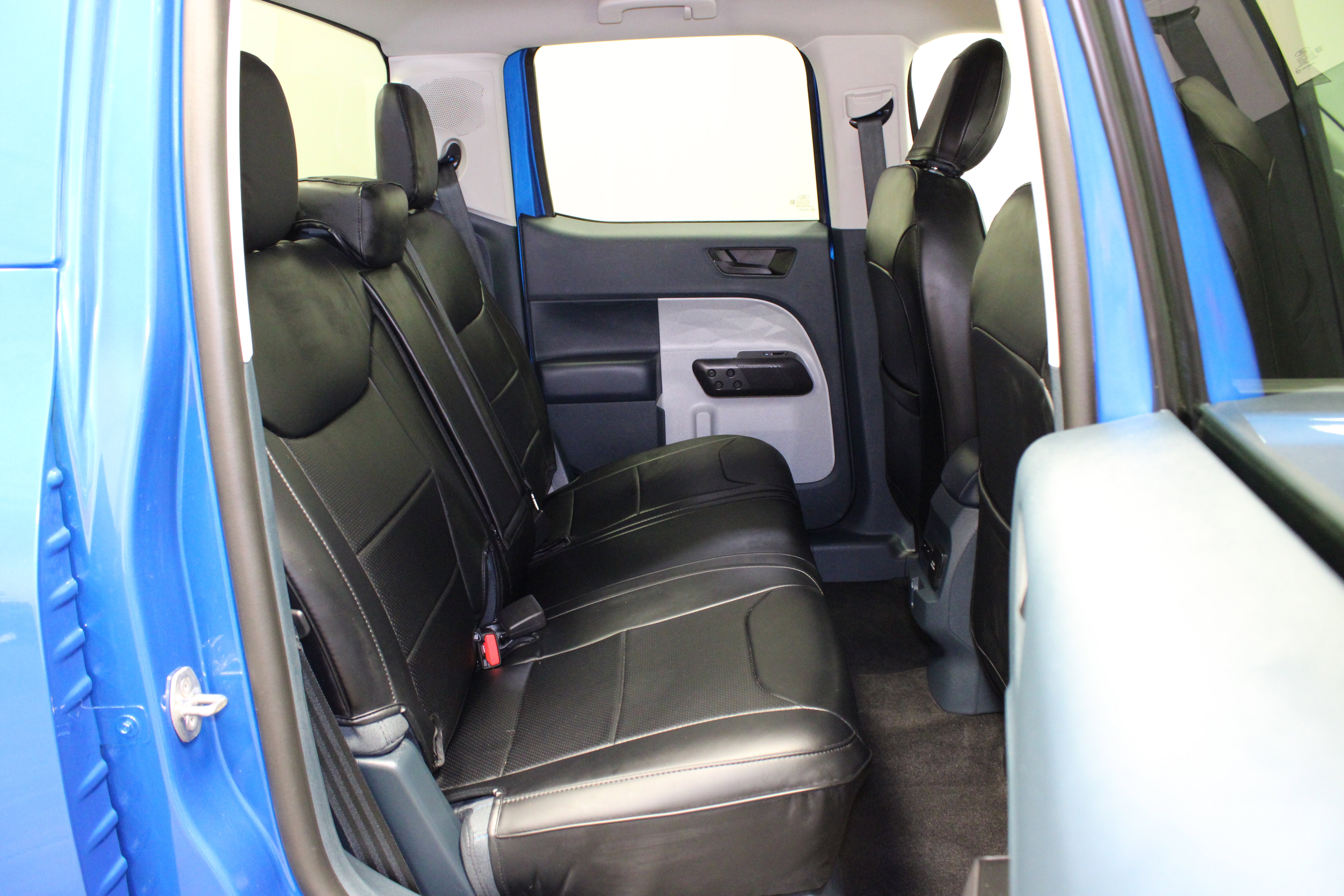 Used 2025 Ford Maverick XLT AWD/4WD image 18