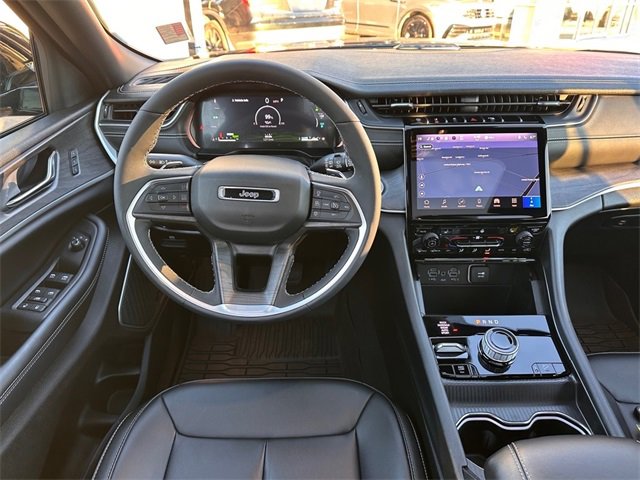 Used 2024 Jeep Grand Cherokee Limited 4xe image 10