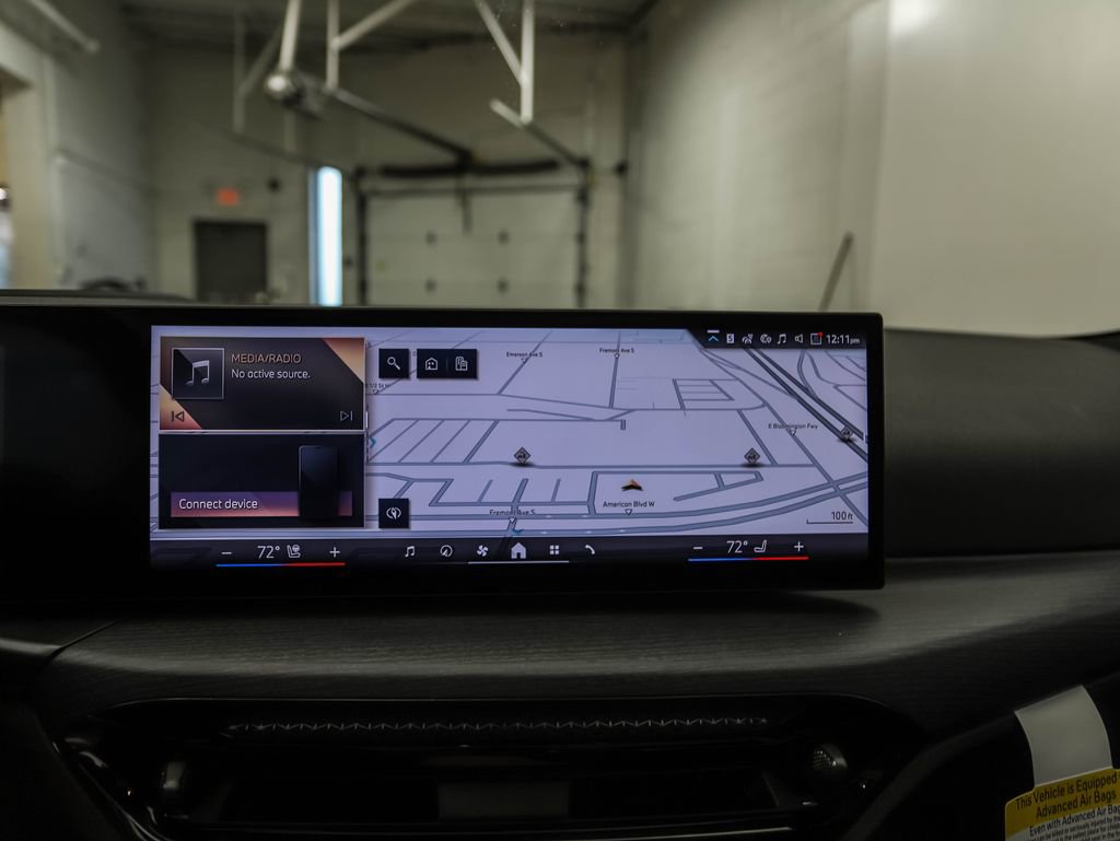 Used 2025 BMW 430i xDrive Coupe w/ Premium Package image 14