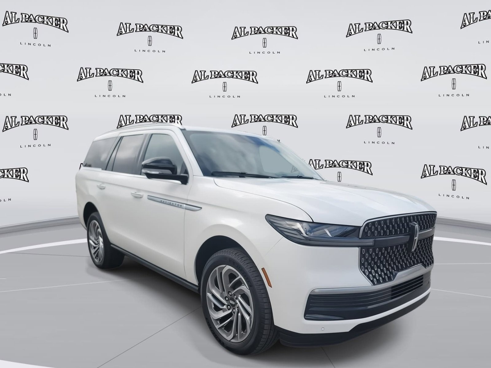 New 2026 Lincoln Navigator Reserve image 7