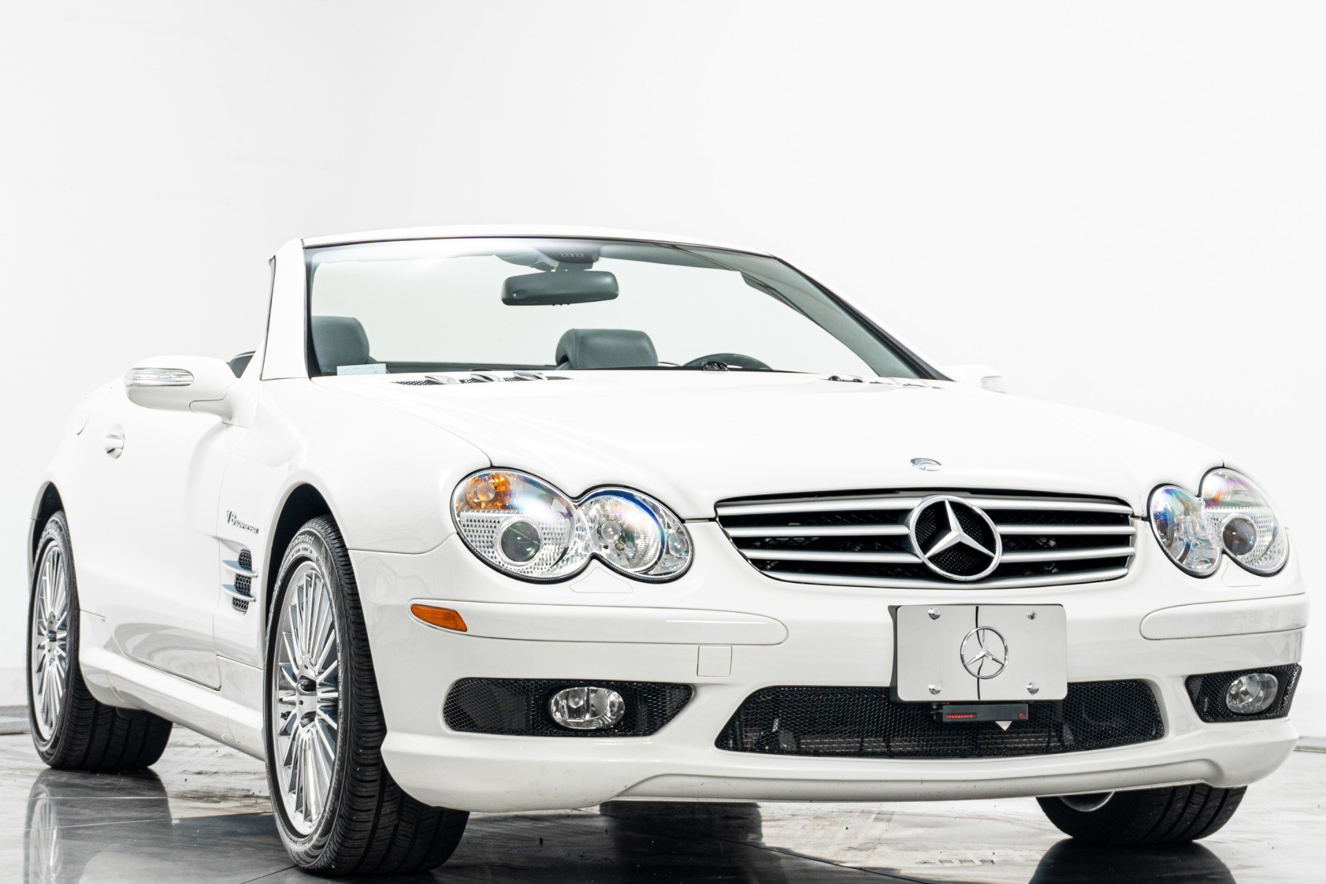 Used 2005 Mercedes-Benz SL 55 AMG image 3
