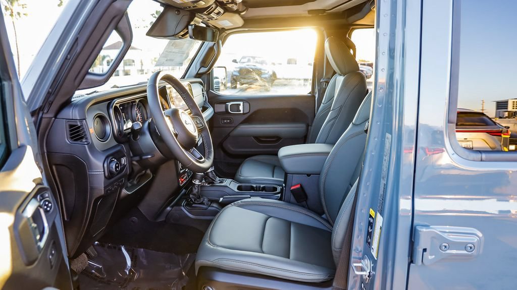 New 2026 Jeep Gladiator Mojave AWD/4WD image 22