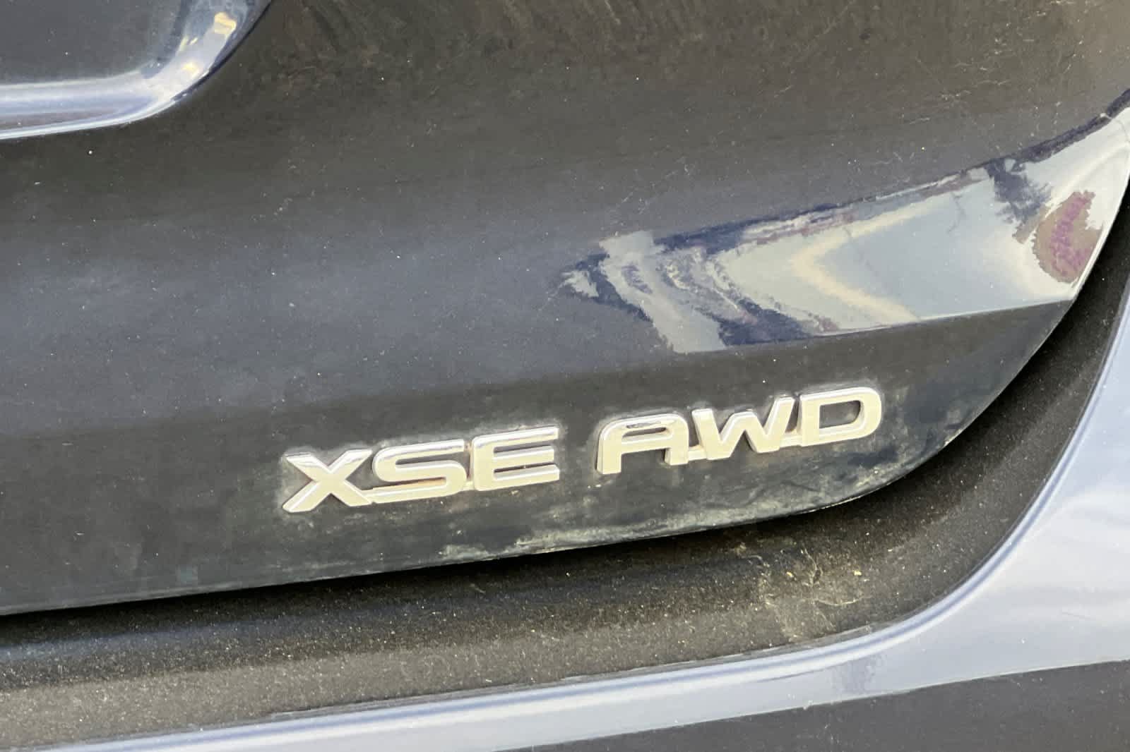 Used 2022 Toyota Highlander XSE AWD/4WD image 24