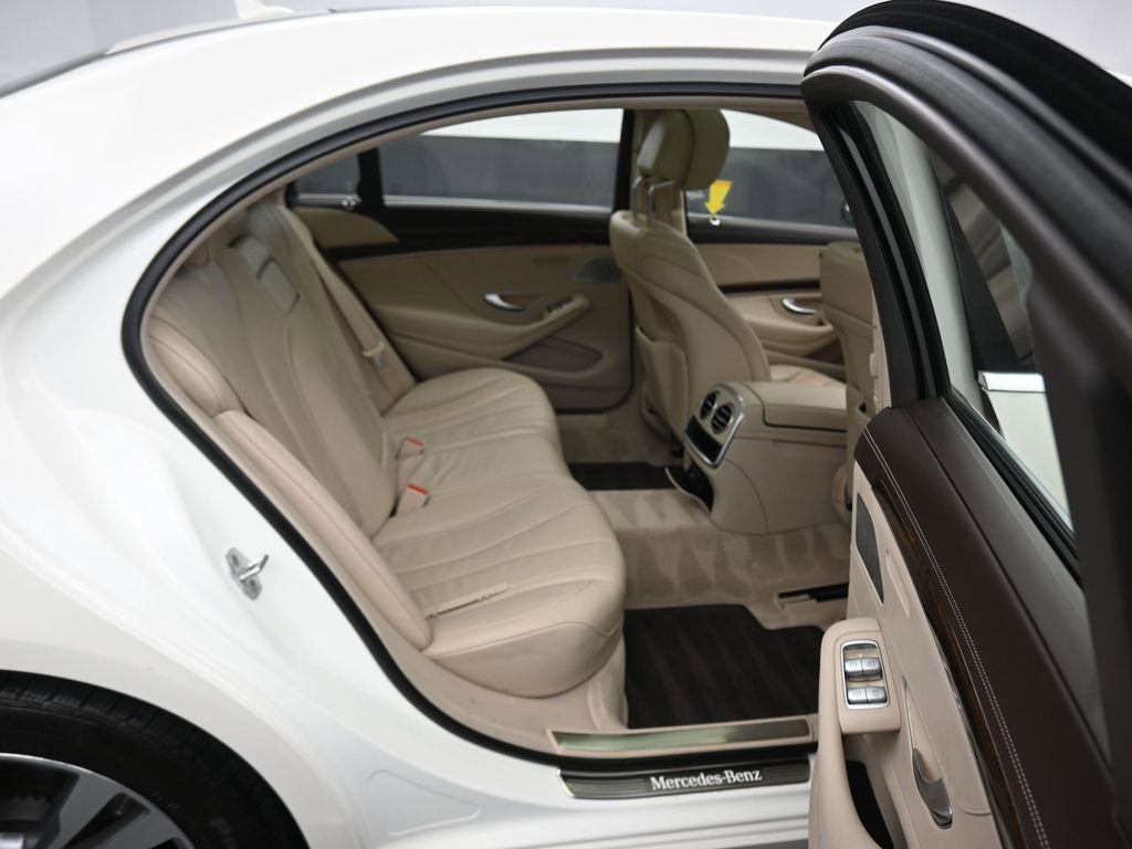 Used 2017 Mercedes-Benz S 550 Sedan w/ Premium Package image 42