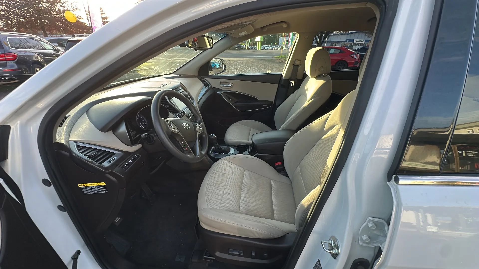 Used 2019 Hyundai Santa Fe XL SE image 7