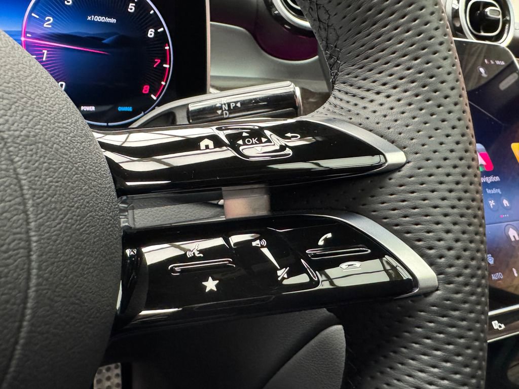 Used 2026 Mercedes-Benz GLC 300 4MATIC image 17