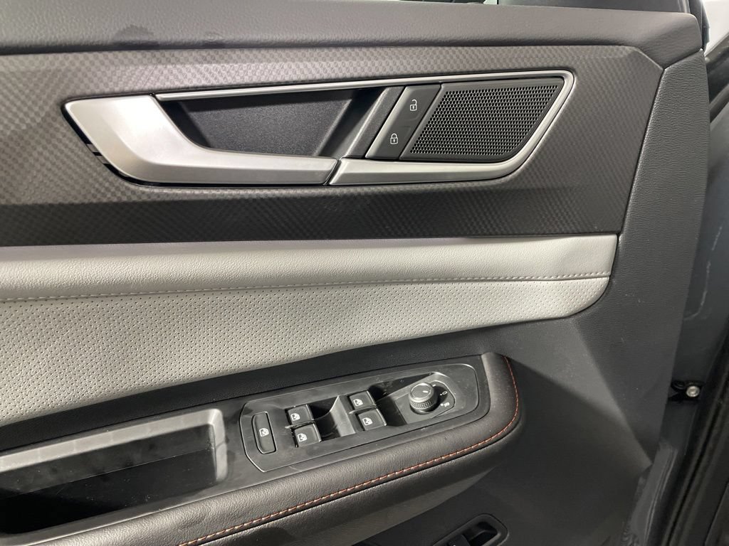New 2026 Volkswagen Atlas Peak Edition AWD/4WD image 9
