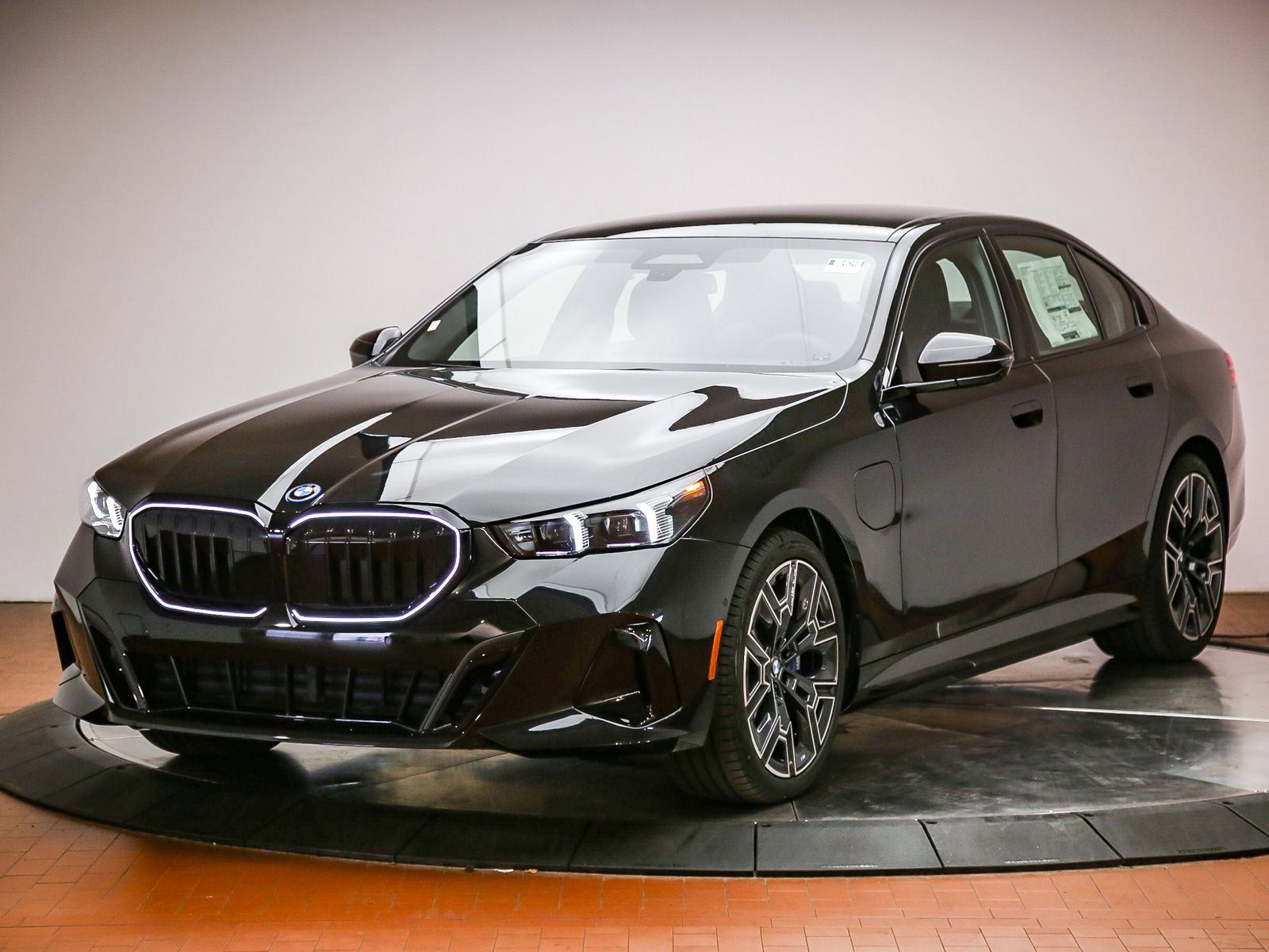 New 2027 BMW 550e xDrive