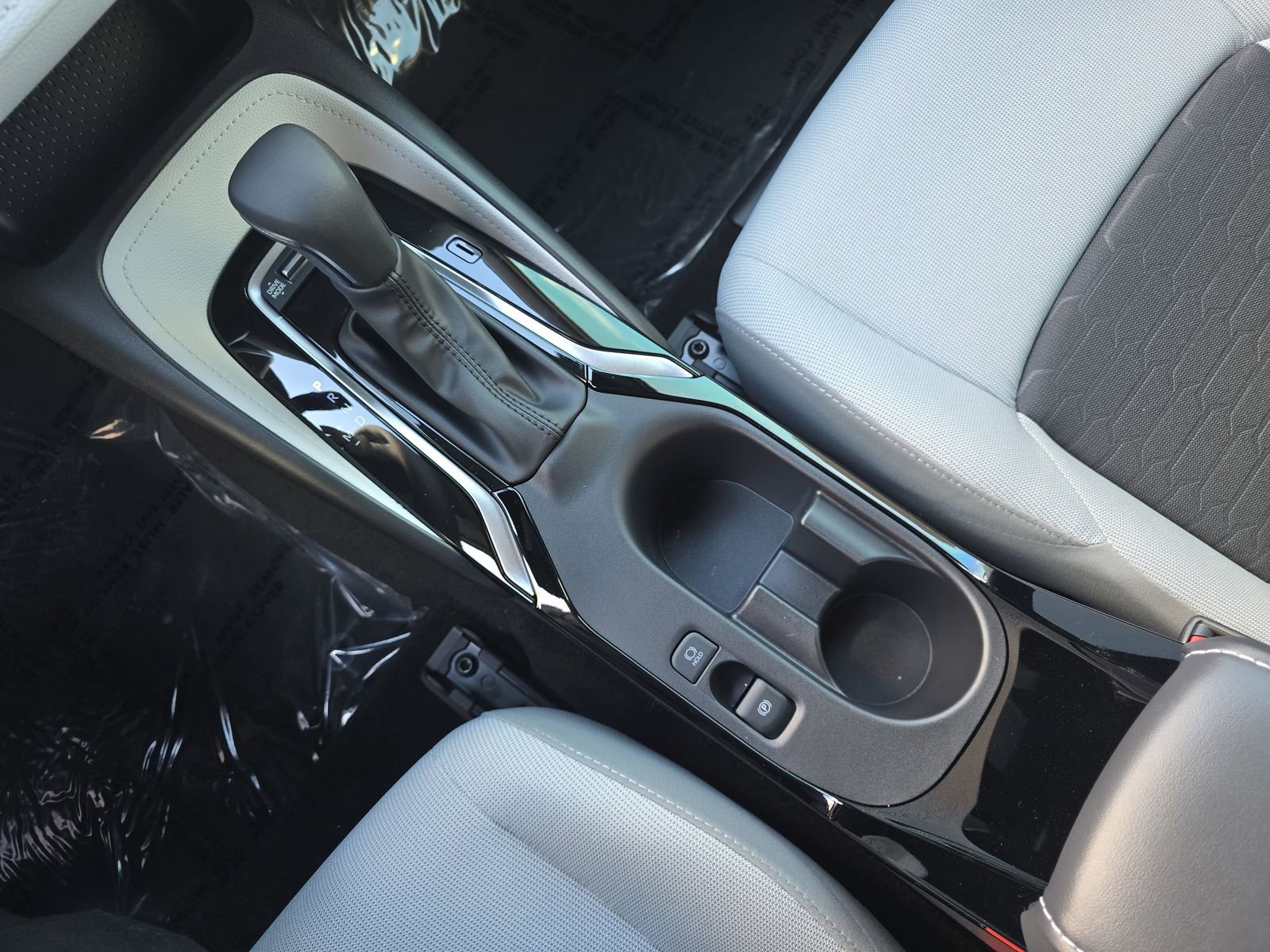 Used 2025 Toyota Corolla SE image 31