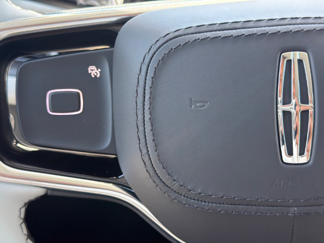 New 2027 Lincoln Navigator L Black Label AWD/4WD image 32