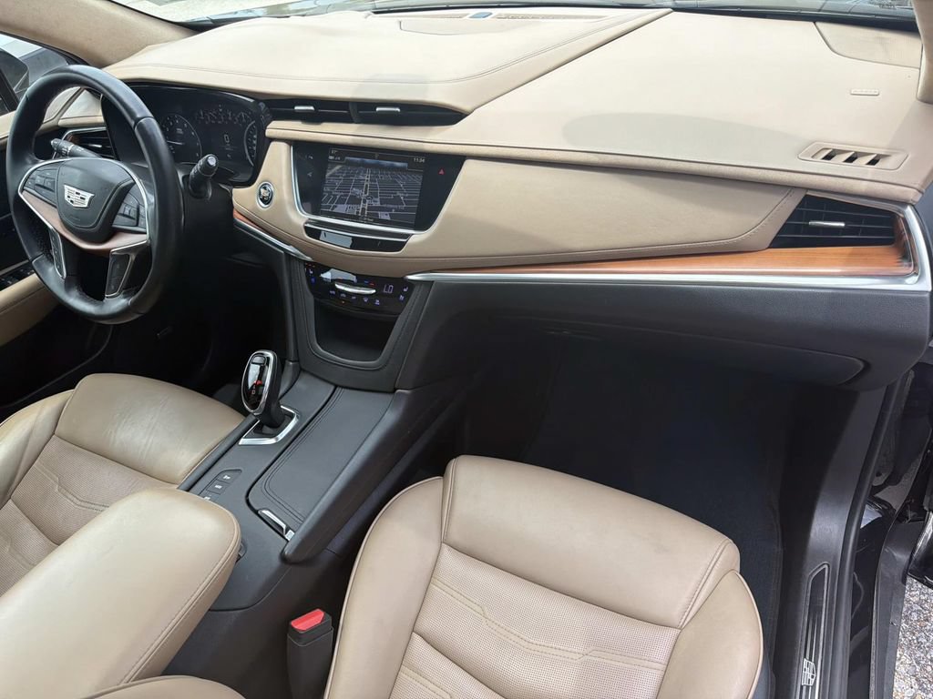 Used 2019 Cadillac XT5 Platinum AWD/4WD image 13