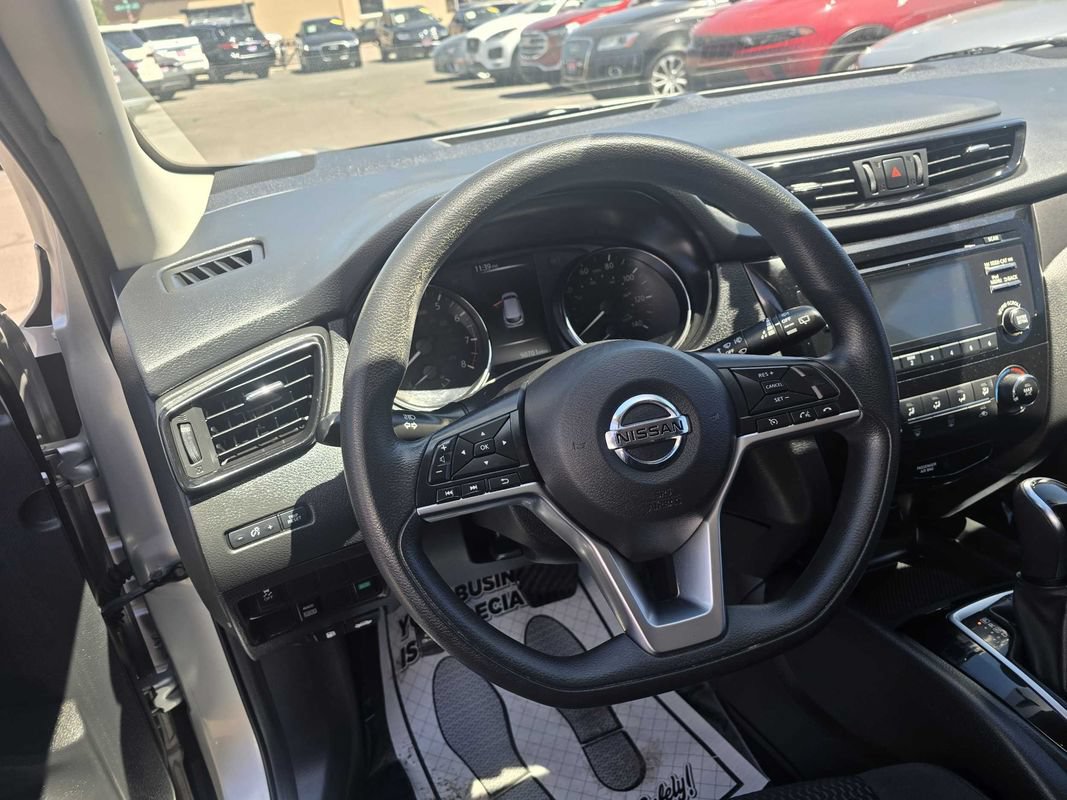 Used 2017 Nissan Rogue Sport S w/ S Appearance Package AWD/4WD image 18