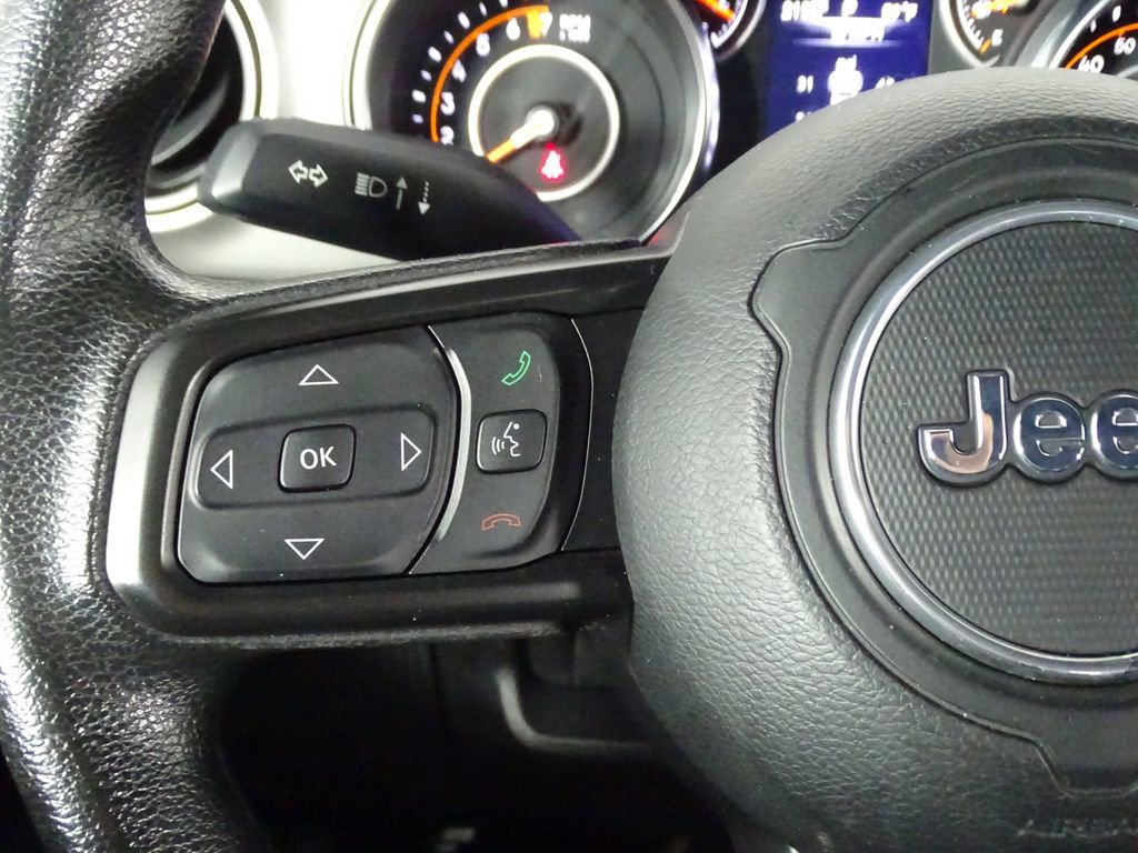 Used 2021 Jeep Gladiator Sport w/ Trailer Tow Package image 18