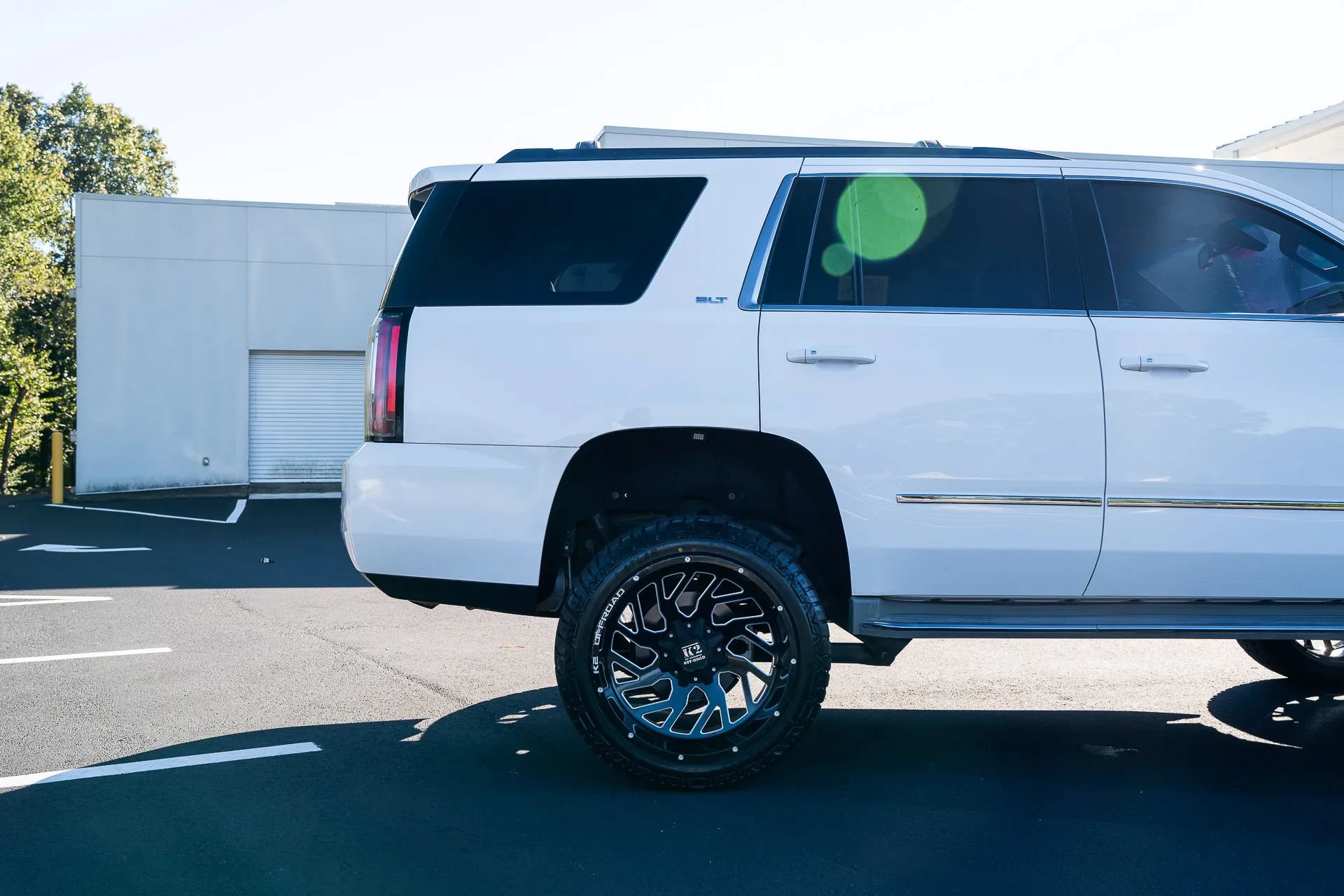 Used 2015 GMC Yukon SLT RWD image 9
