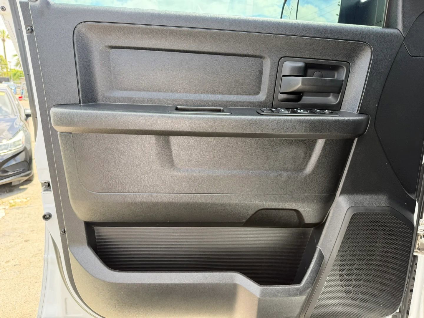 Used 2015 RAM 2500 Tradesman w/ Popular Equipment Group AWD/4WD image 9