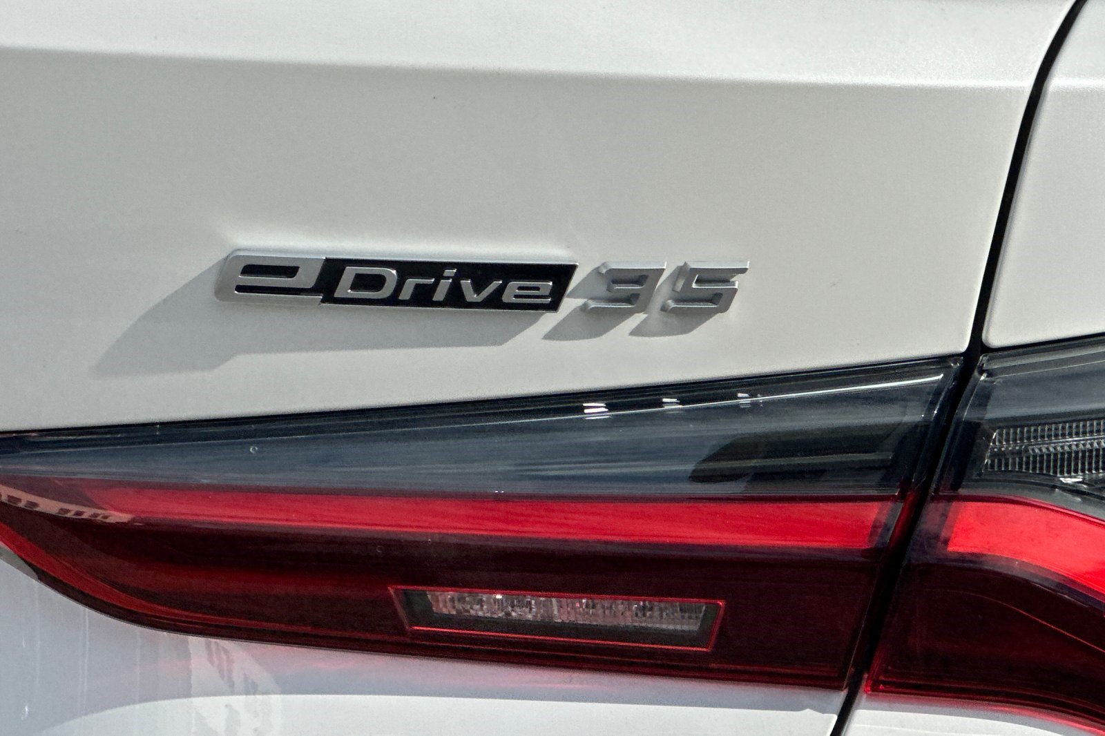 Certified 2023 BMW i4 eDrive35 w/ Premium Package RWD image 27