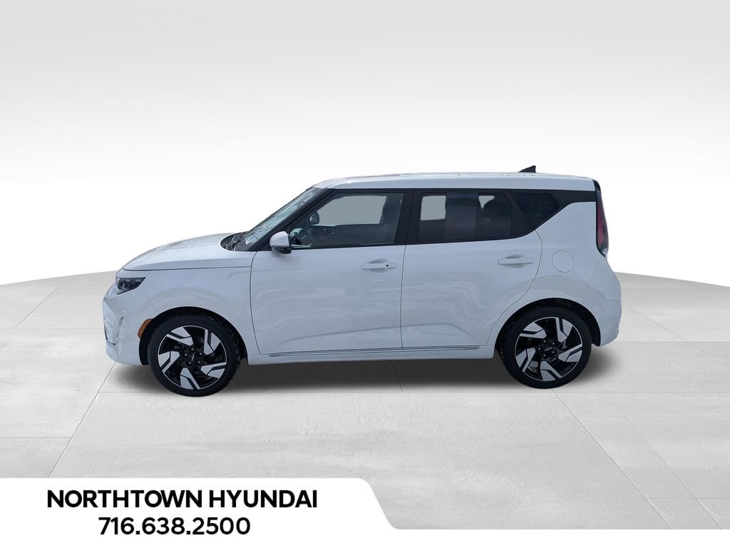 Used 2023 Kia Soul GT-Line image 2