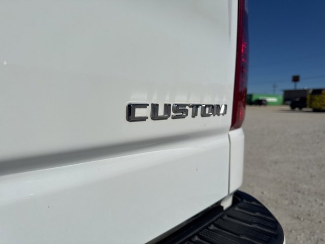Used 2024 Chevrolet Silverado 1500 Custom image 12