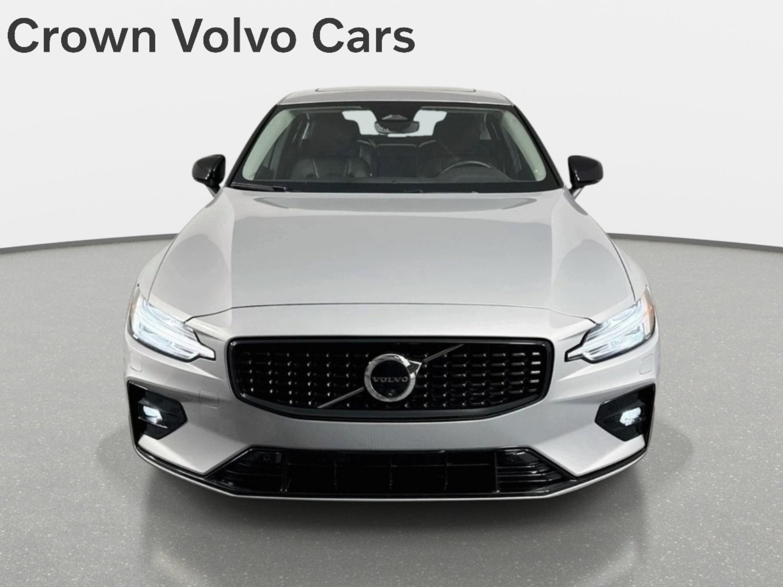 Used 2025 Volvo S60 B5 Plus FWD image 2