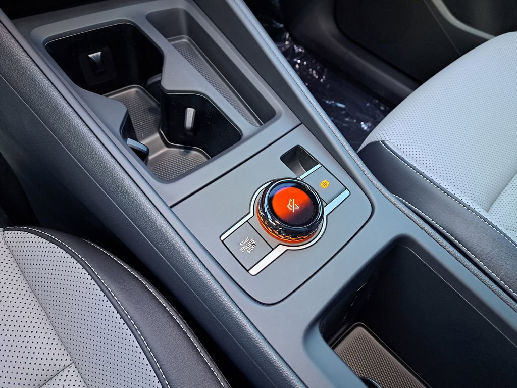 New 2026 Volkswagen Tiguan SE R-Line image 10