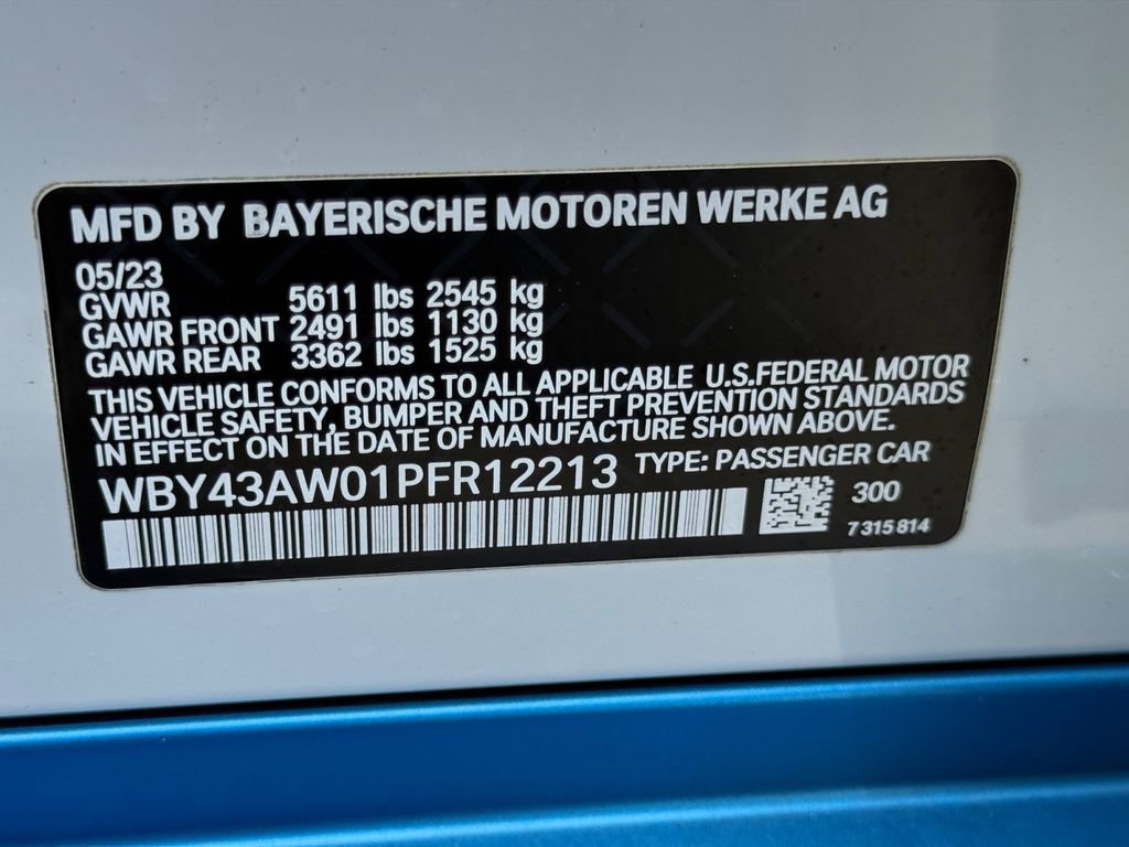 Used 2023 BMW i4 eDrive35 RWD image 28