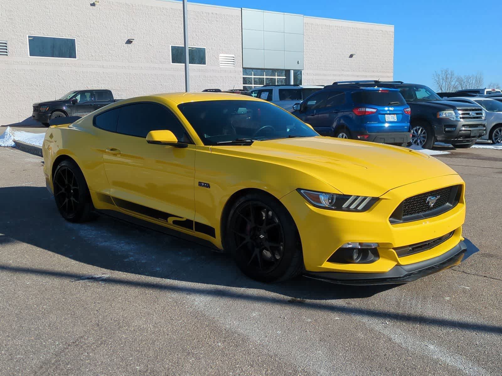Used 2015 Ford Mustang GT Premium w/ GT Performance Package RWD image 2