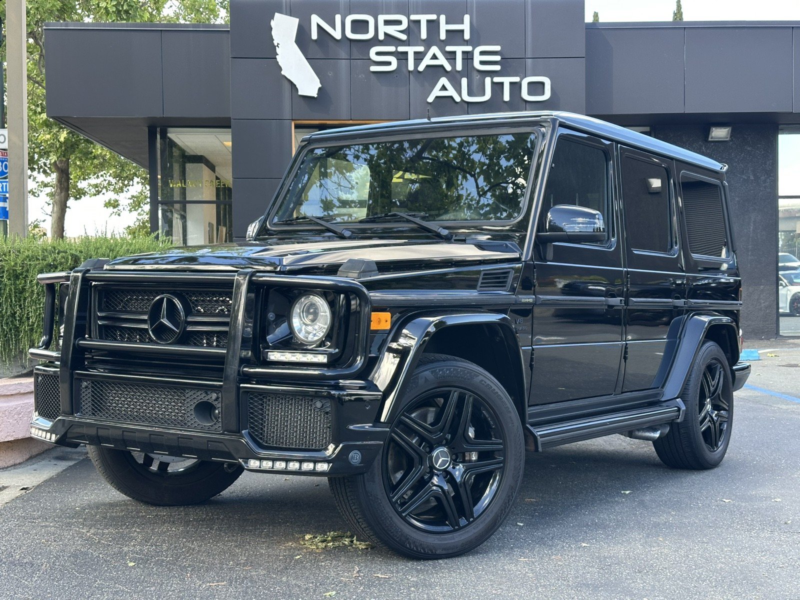 Used 2014 Mercedes-Benz G 63 AMG 4MATIC image 2