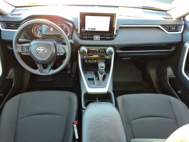 Used 2025 Toyota RAV4 LE image 17