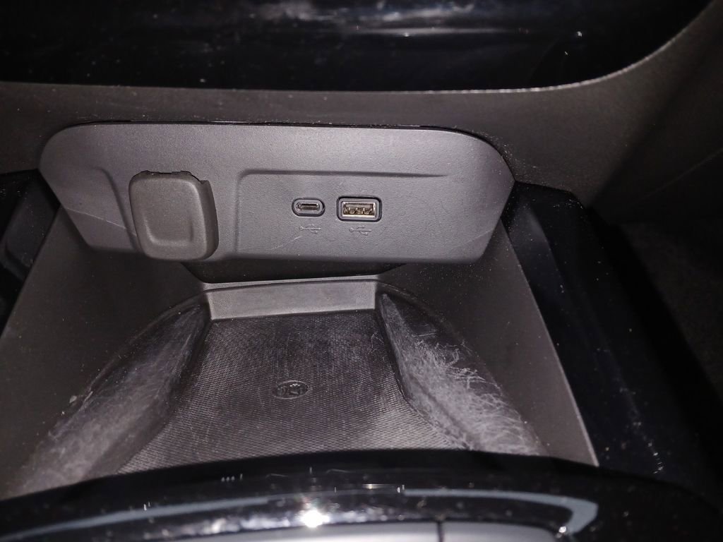 Used 2024 Chevrolet Trax ACTIV w/ Sunroof Package image 24