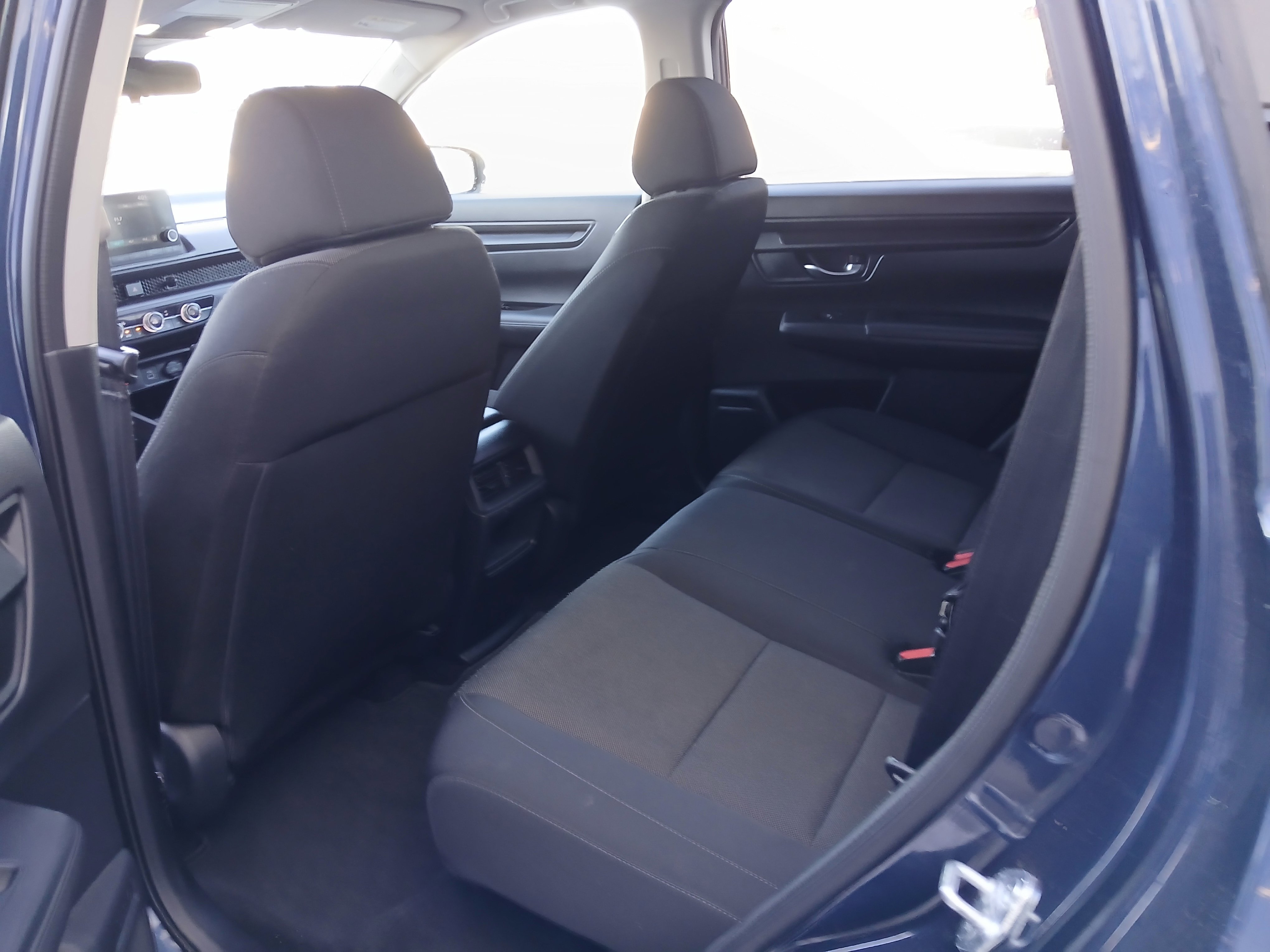 Used 2025 Honda CR-V LX image 9