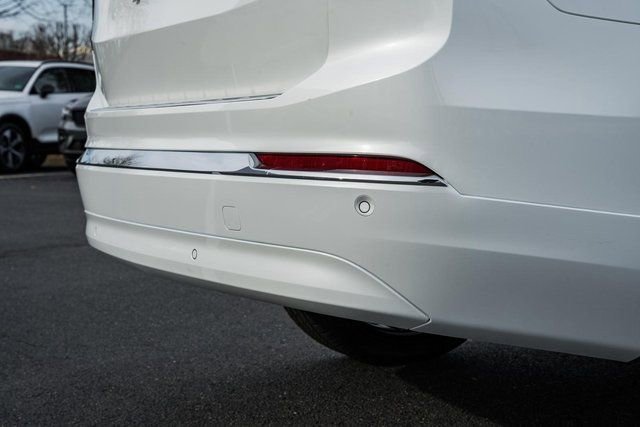New 2026 Volvo XC90 B6 Plus w/ Protection Package Premier image 6