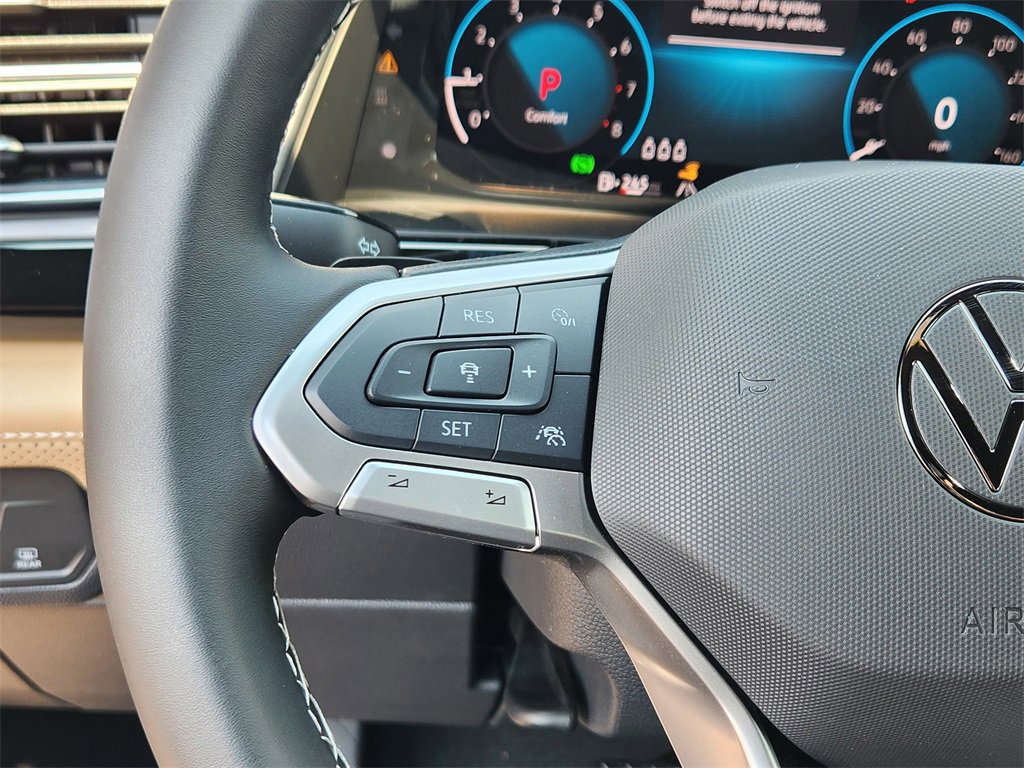 New 2025 Volkswagen Atlas Cross Sport SE image 8