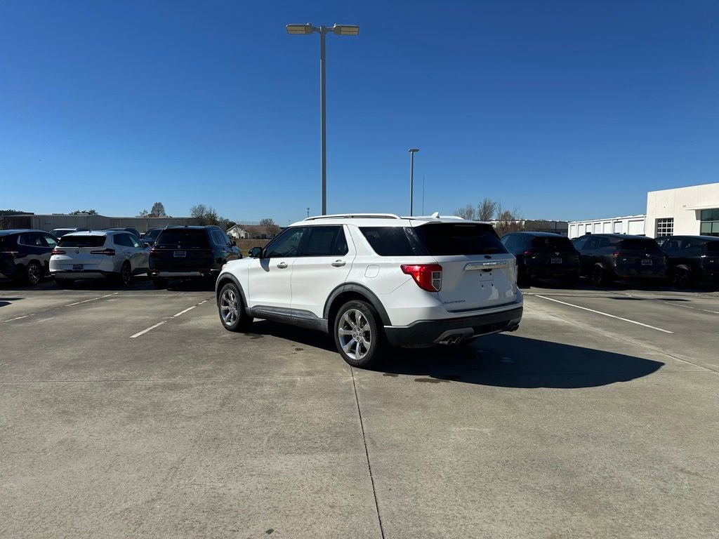 Used 2020 Ford Explorer Platinum w/ Premium Technology Package image 7