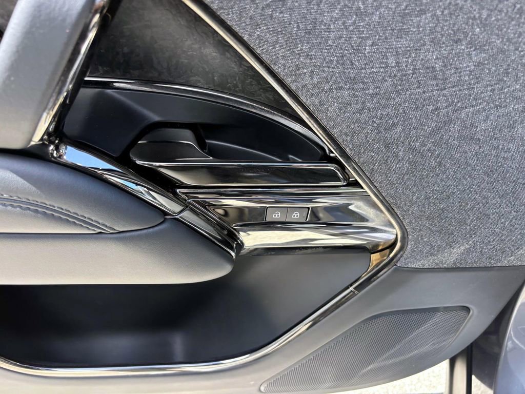 Used 2024 Land Rover Range Rover Sport Dynamic SE image 13