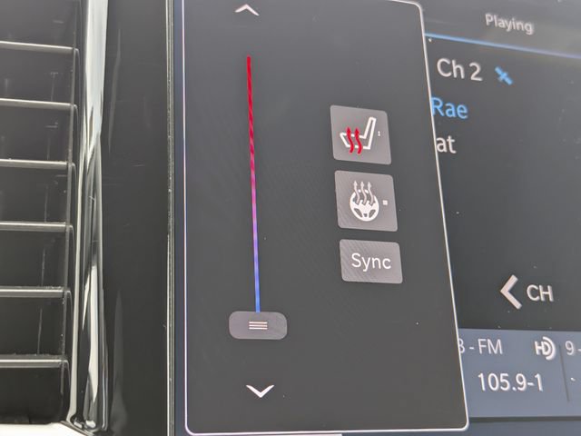 Used 2024 Chrysler Pacifica Limited FWD image 24