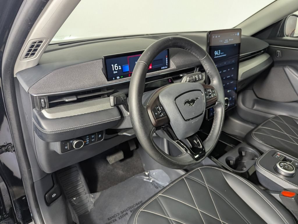 Used 2023 Ford Mustang Mach-E Select w/ Comfort Package Lite RWD image 9