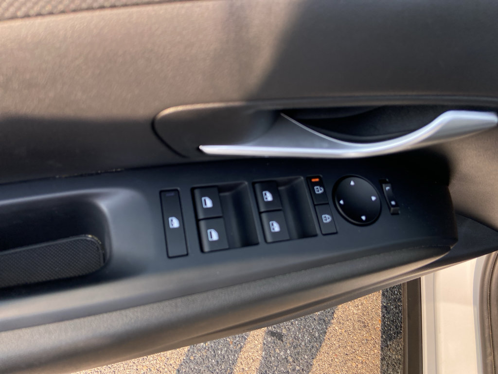 Certified 2025 Hyundai Santa Cruz SEL AWD/4WD image 10